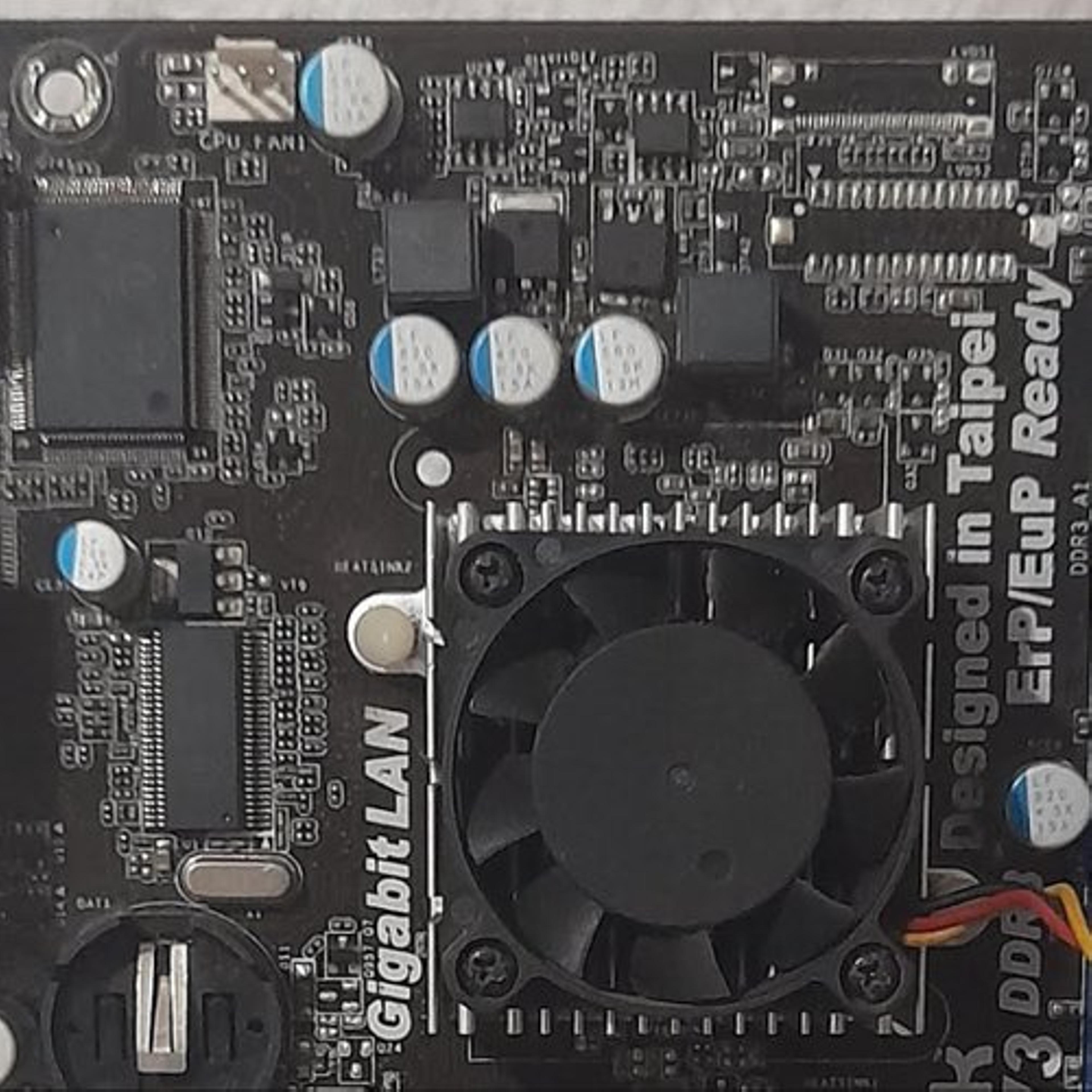 asrock_ad525pv3_p1_20